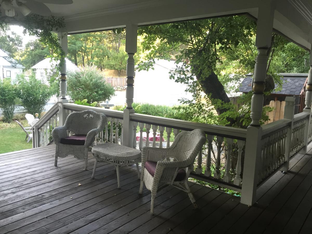 The Whitmore Inn Weaverville Extérieur photo